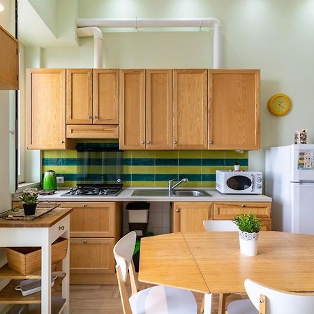 Giardini Naxos Lovely Flat In Front Of The Beach Exteriör bild