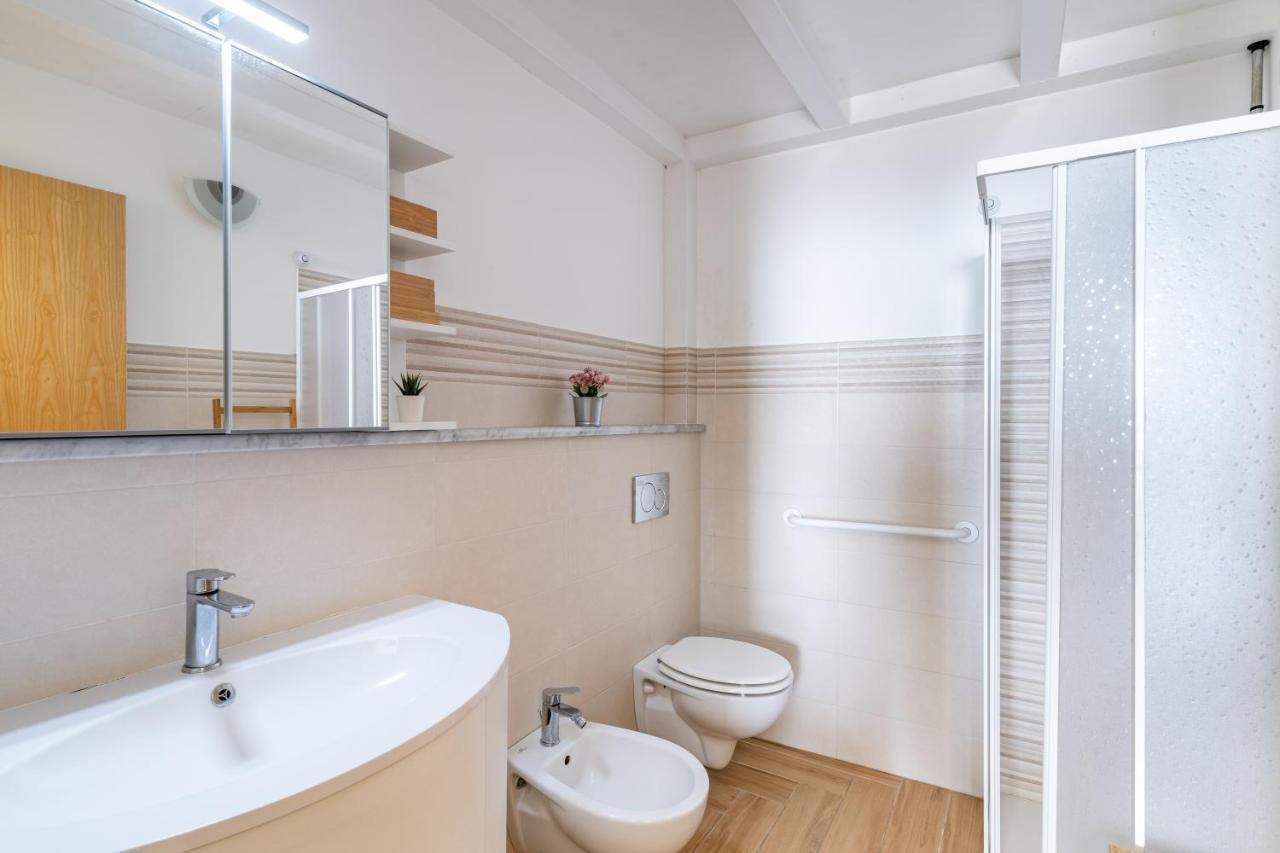 Giardini Naxos Lovely Flat In Front Of The Beach Exteriör bild